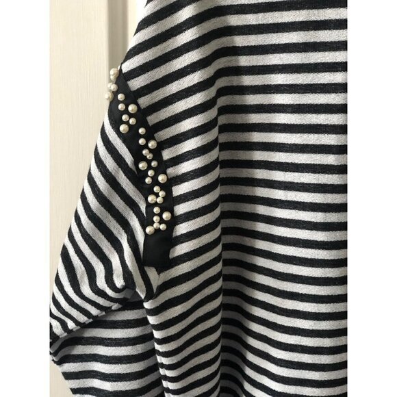 Women's Plus Size Lane Bryant Top Size 22/24 Gray Black Stripe Pearls Accent - Picture 5 of 7